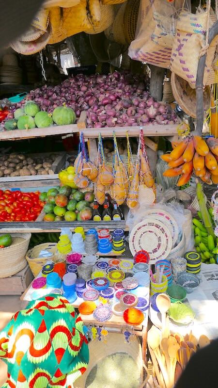 tansania-lake-manyara-mto-wa-mbu-markt-16 Obst- und Gemüseangebot in Mto wa Mbu in Tansania.